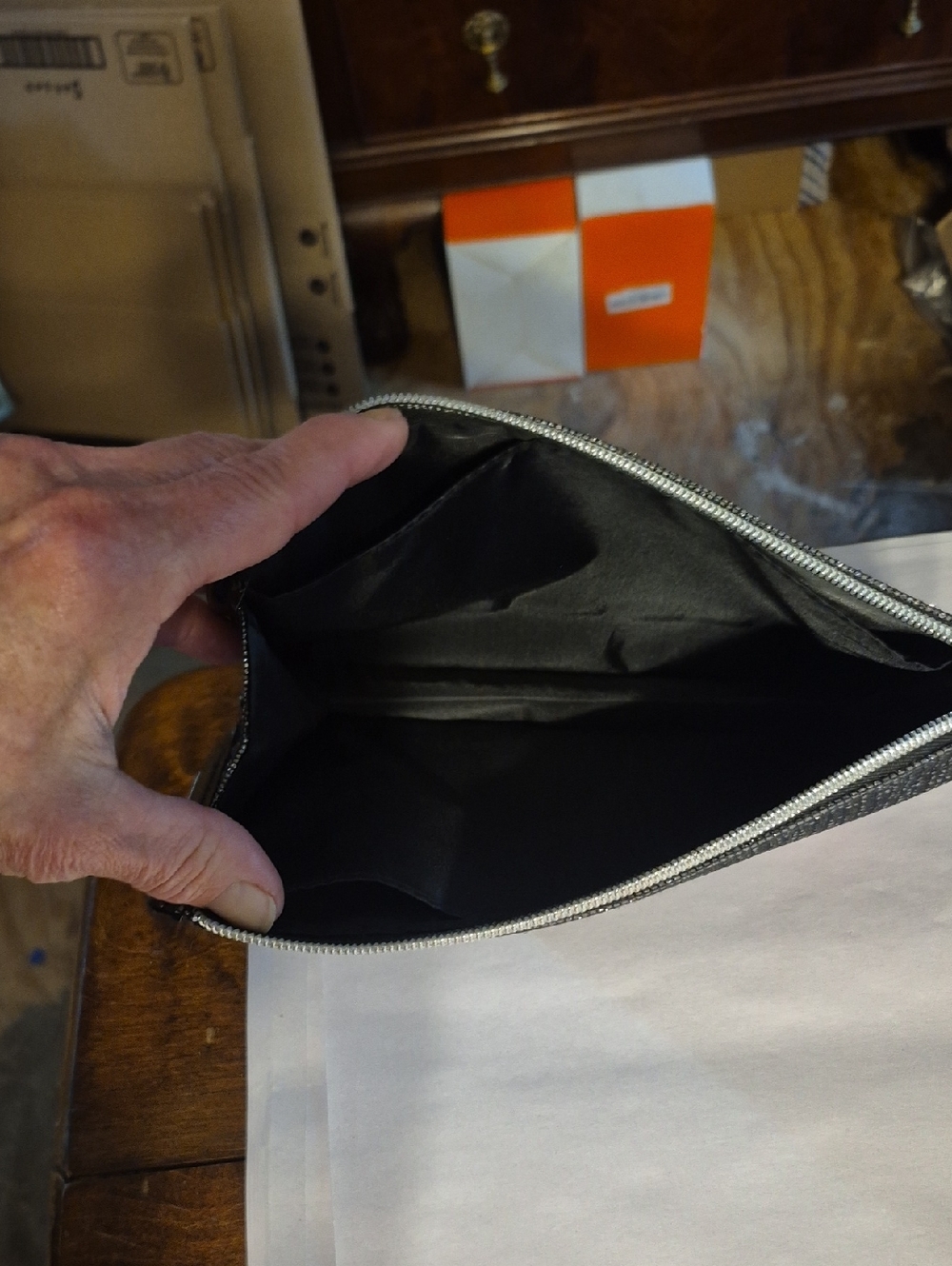 Unbranded Clutch Bag - Picture 10 of 10